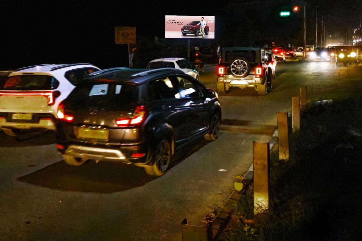 Phase 11 Lights, Mohali Stadium Road U1